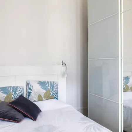 Radiant 1bd In Clignancourt *